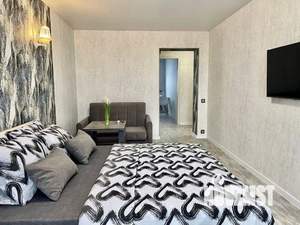 1-к квартира, посуточно, 38м2, 1/1 этаж