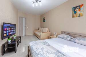 1-к квартира, посуточно, 48м2, 1/1 этаж