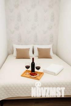 1-к квартира, посуточно, 43м2, 13/18 этаж