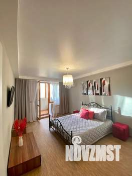 1-к квартира, посуточно, 45м2, 13/16 этаж