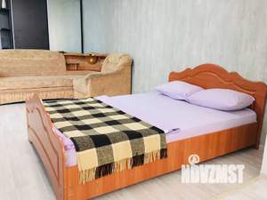 Студия квартира, посуточно, 43м2, 2/25 этаж