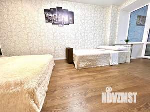 1-к квартира, посуточно, 50м2, 1/1 этаж