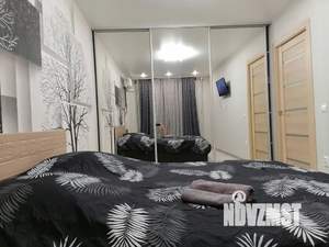 2-к квартира, посуточно, 57м2, 1/18 этаж