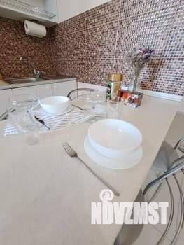 Студия квартира, посуточно, 40м2, 14/17 этаж