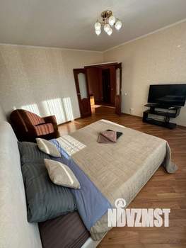 1-к квартира, посуточно, 47м2, 1/1 этаж