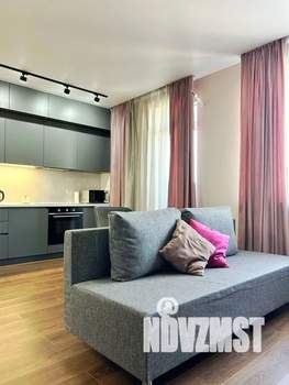Студия квартира, посуточно, 34м2, 9/25 этаж