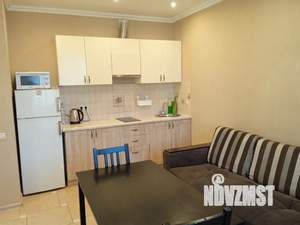 1-к квартира, посуточно, 50м2, 9/25 этаж