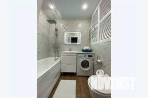 2-к квартира, посуточно, 45м2, 11/16 этаж