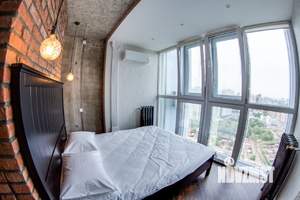 Студия квартира, посуточно, 34м2, 19/25 этаж