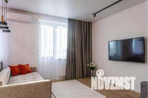 1-к квартира, посуточно, 37м2, 8/24 этаж