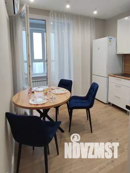 1-к квартира, посуточно, 36м2, 15/23 этаж