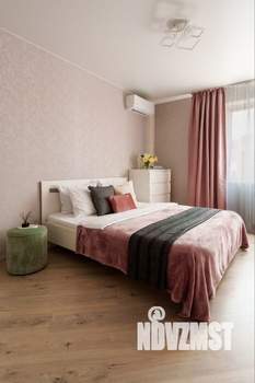 2-к квартира, посуточно, 57м2, 10/10 этаж