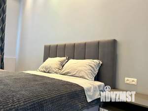 Студия квартира, посуточно, 40м2, 2/4 этаж