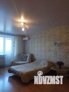 1-к квартира, посуточно, 50м2, 5/15 этаж