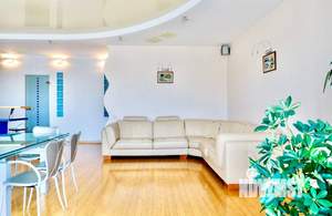 3-к квартира, на длительный срок, 136м2, 3/9 этаж
