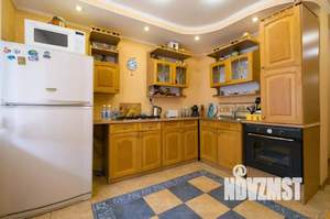 1-к квартира, посуточно, 58м2, 3/9 этаж