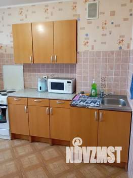 1-к квартира, посуточно, 46м2, 13/16 этаж