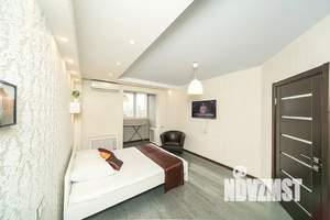 2-к квартира, посуточно, 65м2, 7/20 этаж