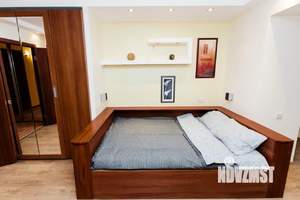 1-к квартира, посуточно, 42м2, 1/1 этаж