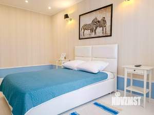 1-к квартира, посуточно, 42м2, 23/25 этаж