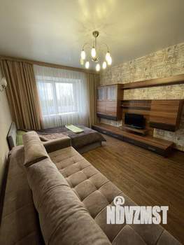 1-к квартира, посуточно, 42м2, 1/1 этаж