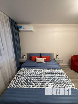 1-к квартира, посуточно, 39м2, 8/10 этаж