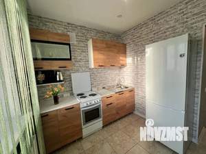 1-к квартира, посуточно, 35м2, 18/18 этаж