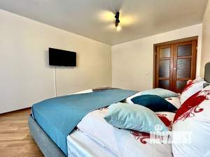 2-к квартира, посуточно, 72м2, 4/10 этаж