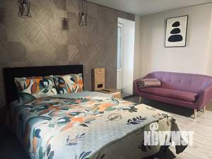 Студия квартира, посуточно, 42м2, 3/20 этаж