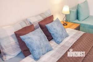 1-к квартира, посуточно, 38м2, 4/10 этаж