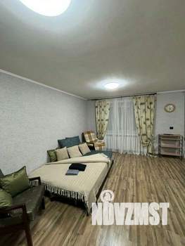 1-к квартира, посуточно, 50м2, 1/1 этаж