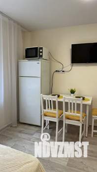 Студия квартира, посуточно, 25м2, 1/3 этаж