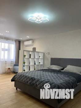 Студия квартира, посуточно, 34м2, 3/6 этаж