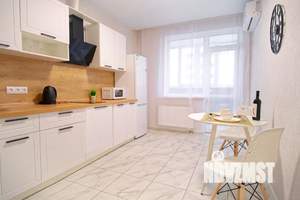 1-к квартира, посуточно, 40м2, 13/25 этаж