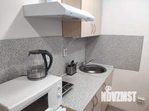 Студия квартира, посуточно, 32м2, 1/22 этаж