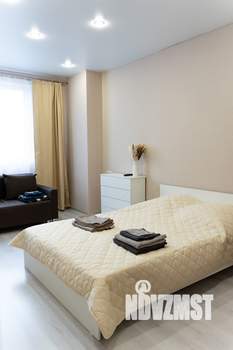 1-к квартира, посуточно, 44м2, 17/18 этаж