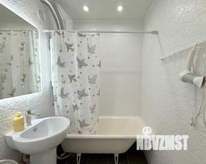 Студия квартира, посуточно, 31м2, 3/5 этаж