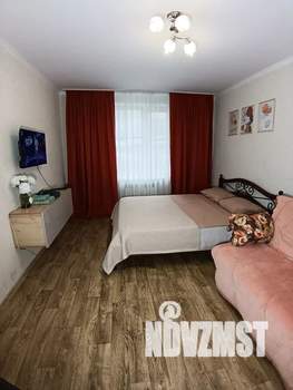 1-к квартира, посуточно, 36м2, 2/3 этаж