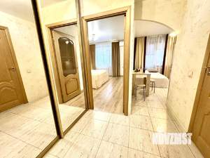 1-к квартира, посуточно, 42м2, 12/20 этаж