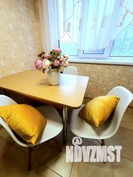 1-к квартира, посуточно, 44м2, 2/14 этаж