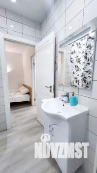 1-к квартира, посуточно, 40м2, 1/2 этаж