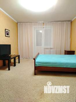 2-к квартира, посуточно, 70м2, 6/10 этаж