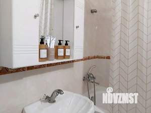 2-к квартира, посуточно, 50м2, 1/1 этаж