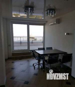 4-к квартира, на длительный срок, 250м2, 15/18 этаж