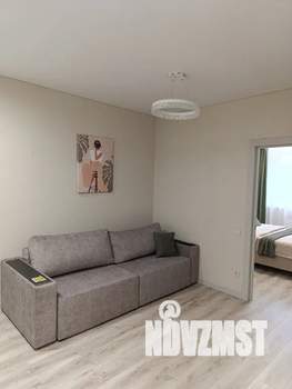 1-к квартира, посуточно, 45м2, 3/17 этаж