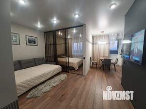 Студия квартира, посуточно, 40м2, 10/18 этаж