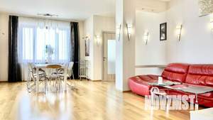 4-к квартира, на длительный срок, 200м2, 3/10 этаж