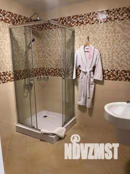 1-к квартира, посуточно, 49м2, 1/1 этаж