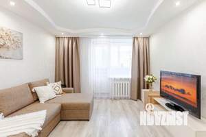 2-к квартира, посуточно, 55м2, 1/1 этаж