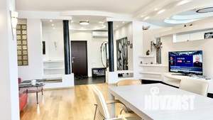 4-к квартира, на длительный срок, 200м2, 3/10 этаж